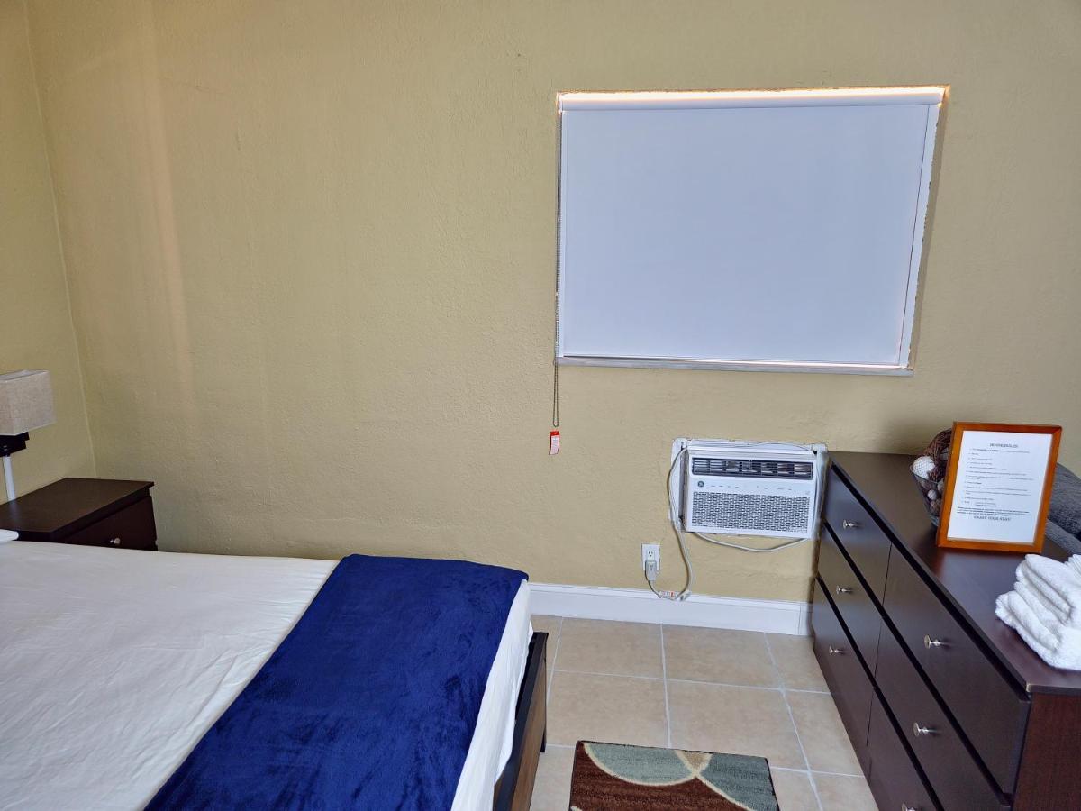 The Vacay Inn Lauderdale Lakes المظهر الخارجي الصورة